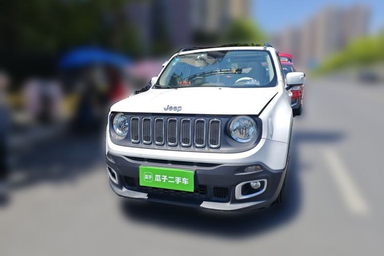 Used Jeep Renegade 2017 180T Automatic High-Energy Version Front