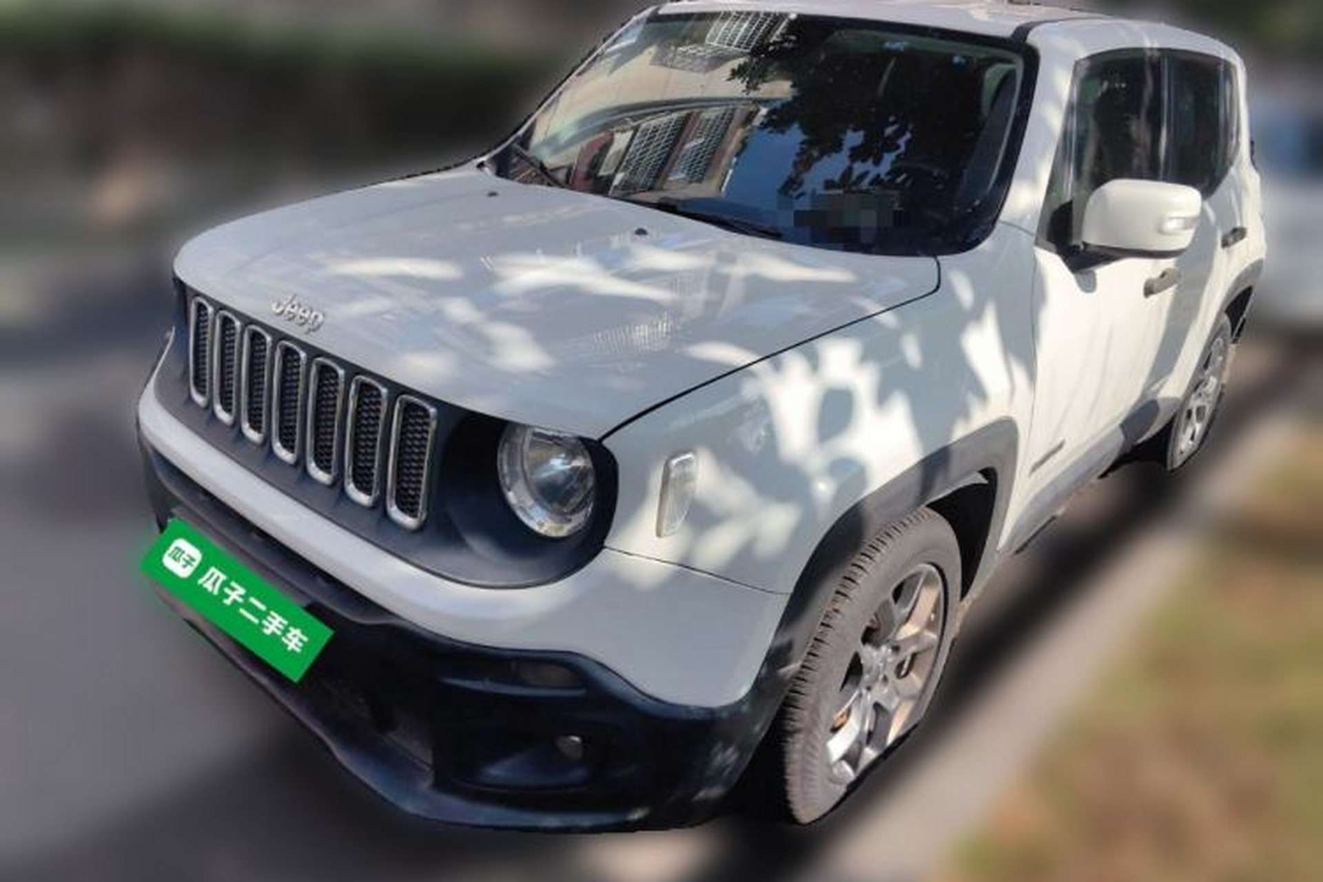 Used Jeep Renegade 2017 180T Automatic Kinetic Edition+ Front Left 45 Deg