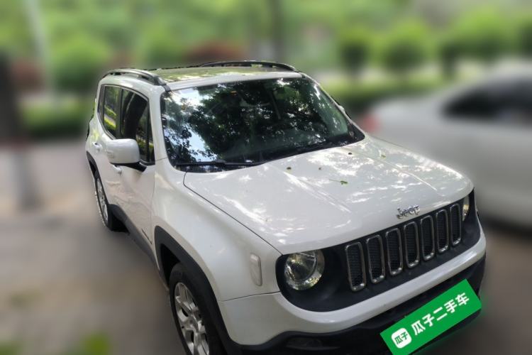 Used Jeep Renegade 2017 180T Automatic Jingneng Edition Front Right 45 Deg
