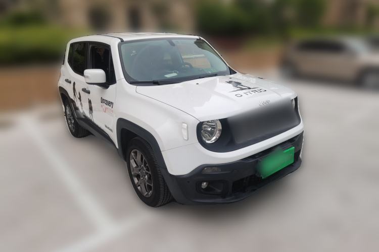 Used Jeep Renegade 2017 180T Automatic Kinetic Edition+ Front Right 45 Deg