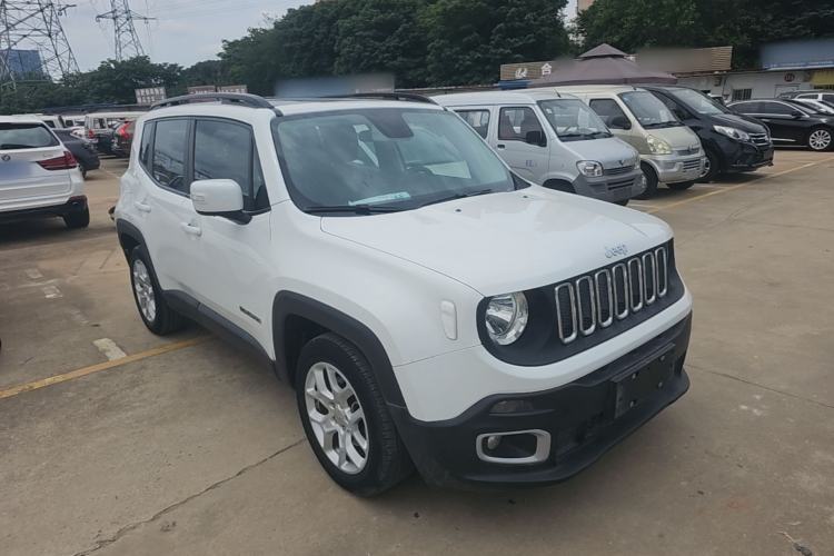 Used Jeep Renegade 2017 180T Automatic Jingneng Edition Front Right 45 Deg