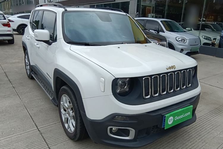 Used Jeep Renegade 2017 180T Automatic Jingneng Edition Front Right 45 Deg