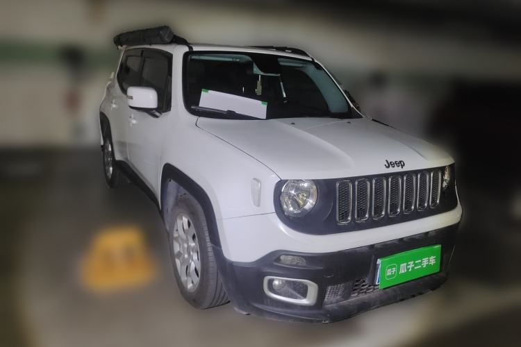 Used Jeep Renegade 2017 180T Automatic Jingneng Edition Front Right 45 Deg