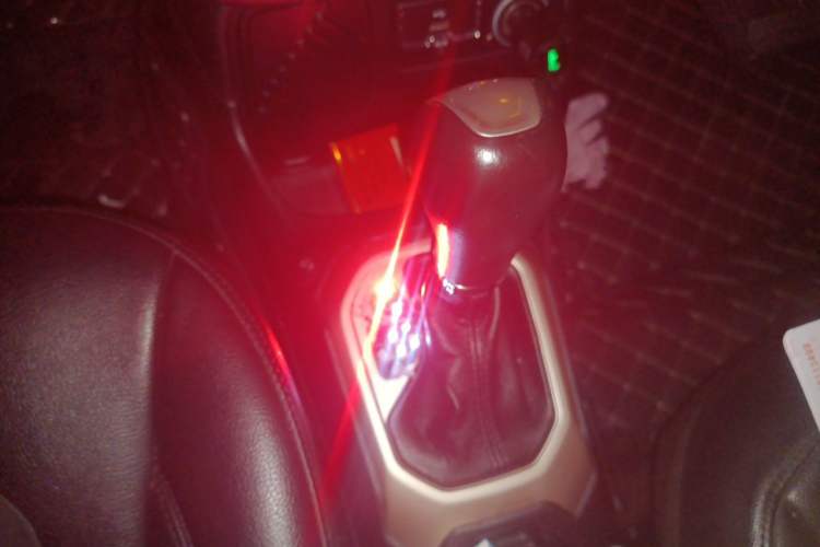 Used Jeep Renegade 2017 180T Automatic High-Energy Version Gear Lever