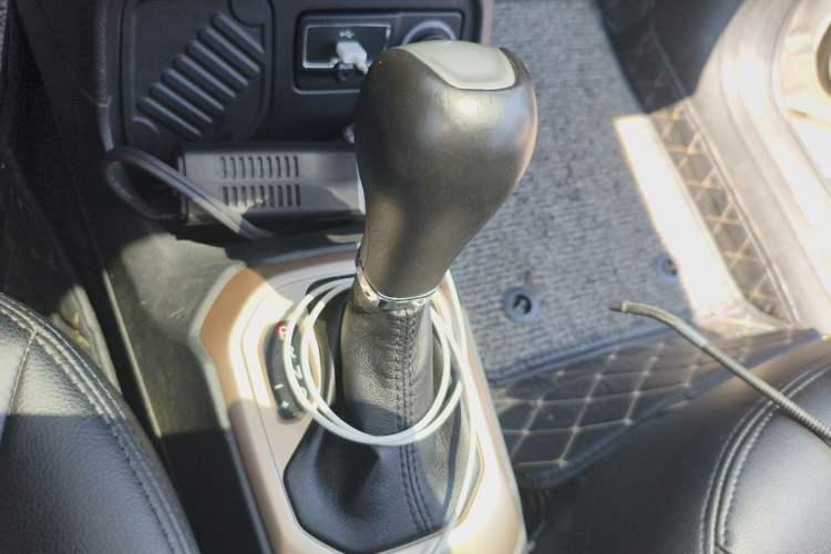 Used Jeep Renegade 2017 180T Automatic Jingneng Edition Gear Lever