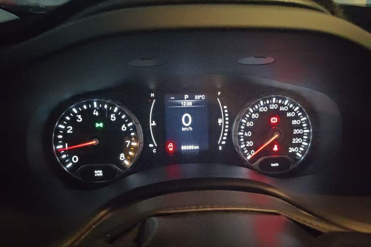 Used Jeep Renegade 2017 180T Automatic High-Energy Version Instrument Cluster
