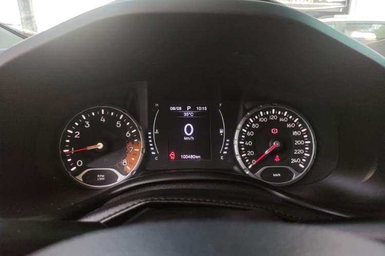 Used Jeep Renegade 2017 180T Automatic Jingneng Edition Instrument Cluster