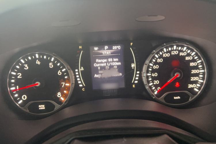 Used Jeep Renegade 2017 180TS Automatic Four-Wheel Drive Superior Edition Instrument Cluster