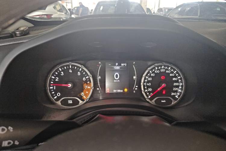 Used Jeep Renegade 2017 180T Automatic High-Energy Version Instrument Cluster