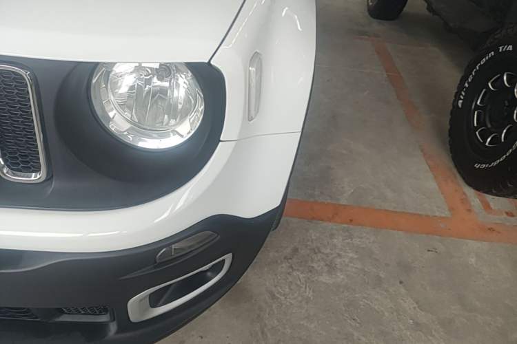 Used Jeep Renegade 2017 180T Automatic Jingneng Edition Left Front Headlight
