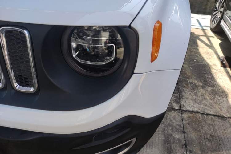 Used Jeep Renegade 2017 180T Automatic Jingneng Edition Left Front Headlight