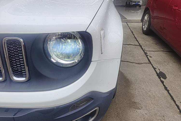 Used Jeep Renegade 2017 180T Automatic High-Energy Version Left Front Headlight