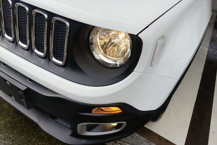 Used Jeep Renegade 2017 180T Automatic Jingneng Edition Left Front Headlight