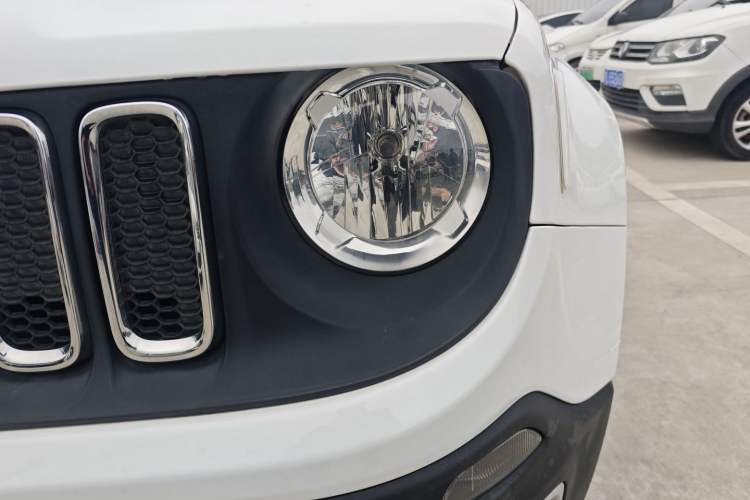 Used Jeep Renegade 2017 180T Automatic High-Energy Version Left Front Headlight