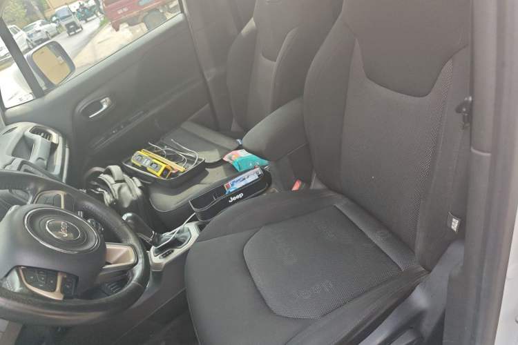 Used Jeep Renegade 2017 180T Automatic Jingneng Edition Left Front Seat