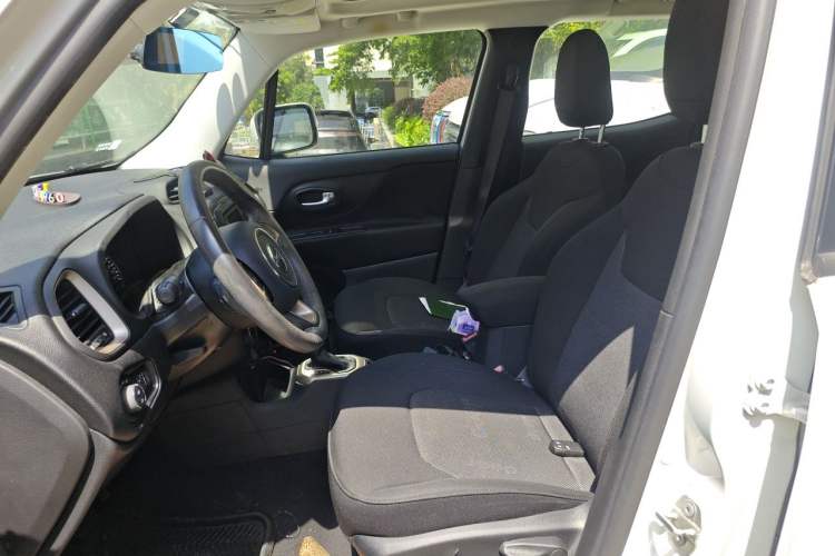 Used Jeep Renegade 2017 180T Automatic Jingneng Edition Left Front Seat