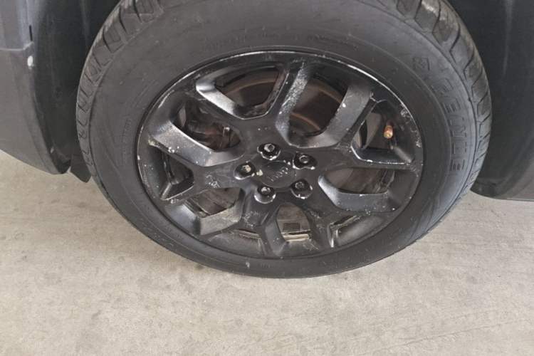 Used Jeep Renegade 2017 180T Automatic High-Energy Version Left Front Wheel Hub