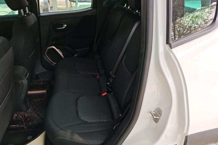 Used Jeep Renegade 2017 180T Automatic Jingneng Edition Left Rear Seat