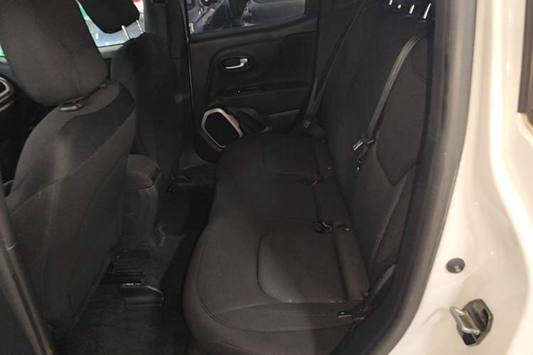 Used Jeep Renegade 2017 180T Automatic Kinetic Edition+ Left Rear Seat
