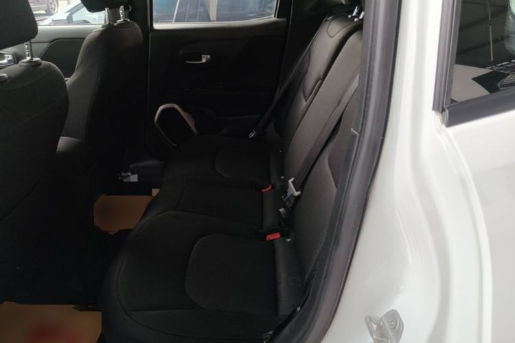 Used Jeep Renegade 2017 180T Automatic Jingneng Edition Left Rear Seat
