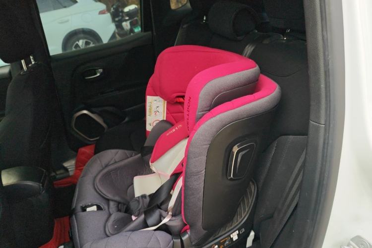 Used Jeep Renegade 2017 180T Automatic Jingneng Edition Left Rear Seat