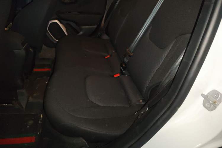 Used Jeep Renegade 2017 180T Automatic Kinetic Edition+ Left Rear Seat