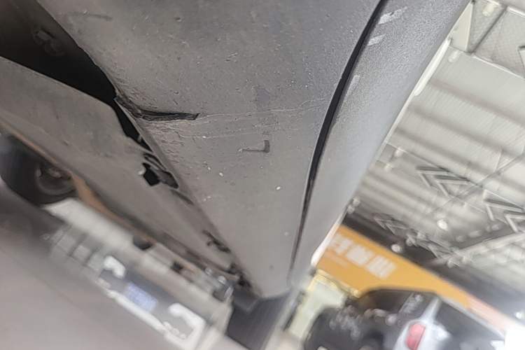 Used Jeep Renegade 2017 180T Automatic High-Energy Version Left Side Sill