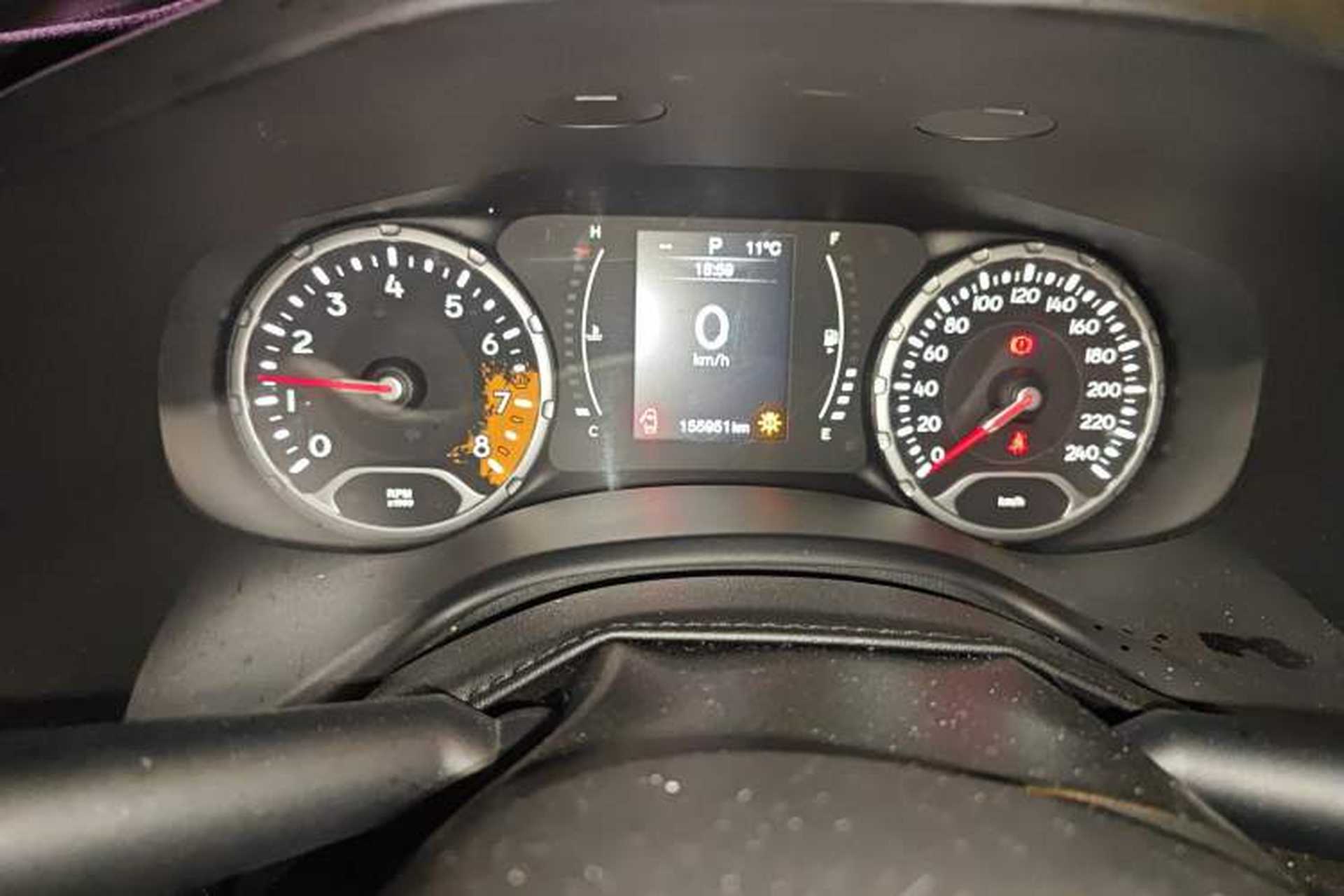 Used Jeep Renegade 2017 180T Automatic High-Energy Version Odometer Close Up