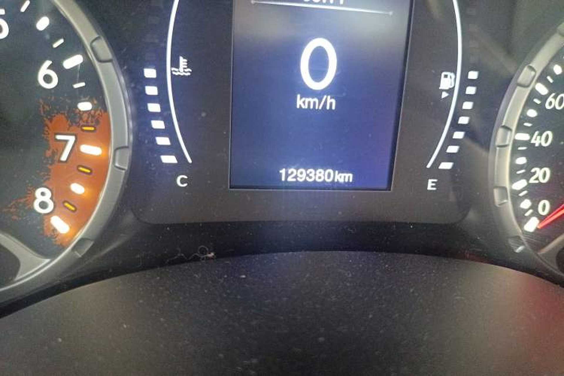 Used Jeep Renegade 2017 180T Automatic Jingneng Edition Odometer Close Up