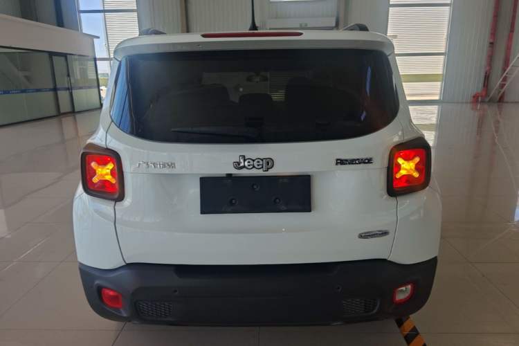 Used Jeep Renegade 2017 180T Automatic High-Energy Version Rear