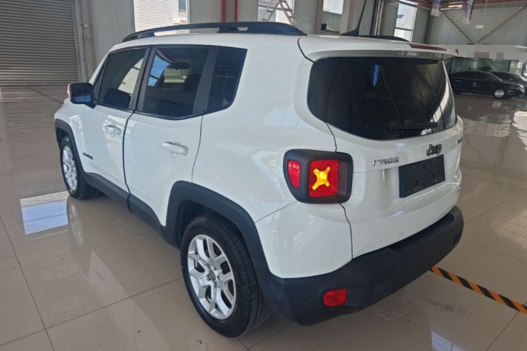 Used Jeep Renegade 2017 180T Automatic High-Energy Version Rear Left 45 Deg