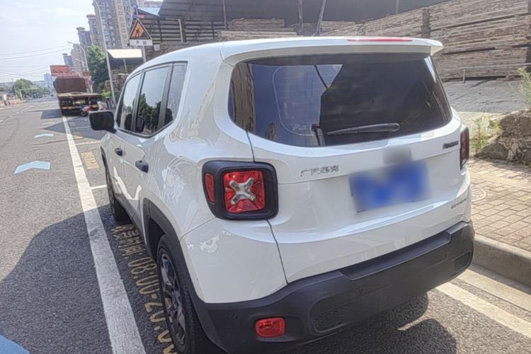 Used Jeep Renegade 2017 180T Automatic Kinetic Edition+ Rear Left 45 Deg