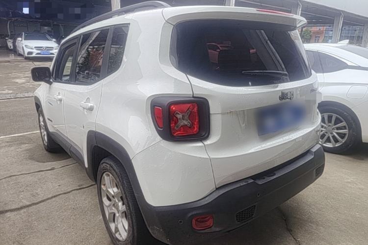 Used Jeep Renegade 2017 180T Automatic High-Energy Version Rear Left 45 Deg