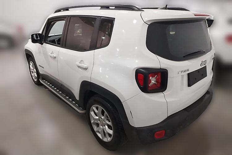 Used Jeep Renegade 2017 180T Automatic High-Energy Version Rear Left 45 Deg