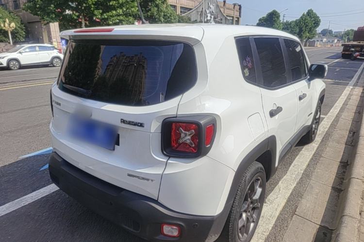 Used Jeep Renegade 2017 180T Automatic Kinetic Edition+ Rear Right 45 Deg