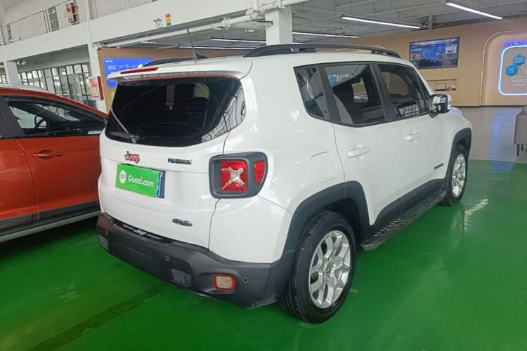 Used Jeep Renegade 2017 180T Automatic High-Energy Version Rear Right 45 Deg