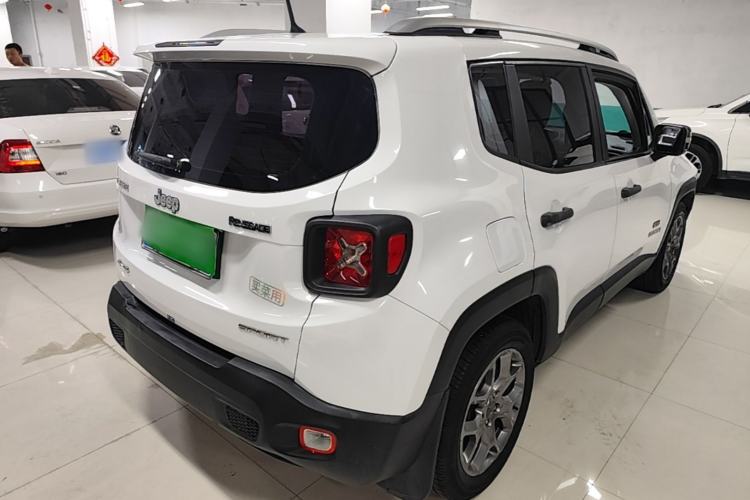 Used Jeep Renegade 2017 180T Automatic Kinetic Edition+ Rear Right 45 Deg