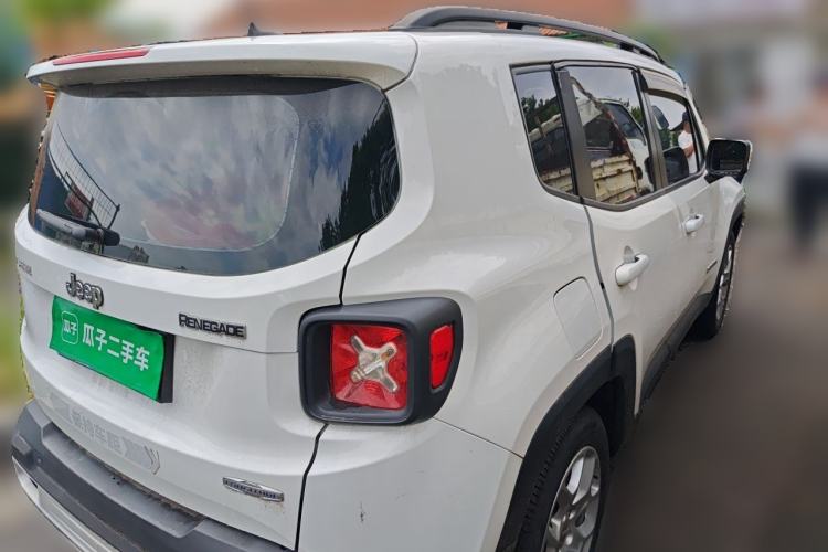 Used Jeep Renegade 2017 180T Automatic High-Energy Version Rear Right 45 Deg