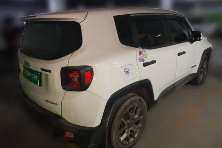 Used Jeep Renegade 2017 180T Automatic Kinetic Edition+ Rear Right 45 Deg