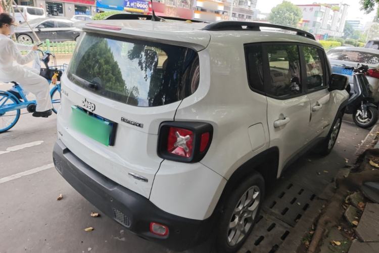 Used Jeep Renegade 2017 180T Automatic High-Energy Version Rear Right 45 Deg