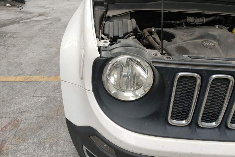 Used Jeep Renegade 2017 180T Automatic High-Energy Version Right Front Headlight