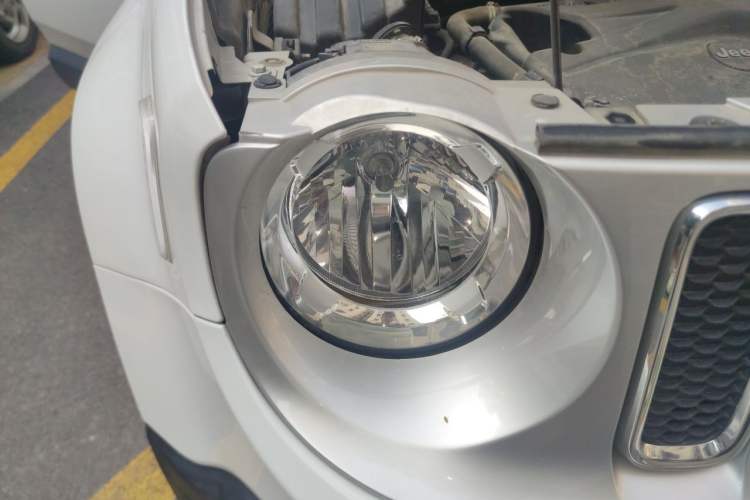 Used Jeep Renegade 2017 180T Automatic Smart Convertible Edition Right Front Headlight