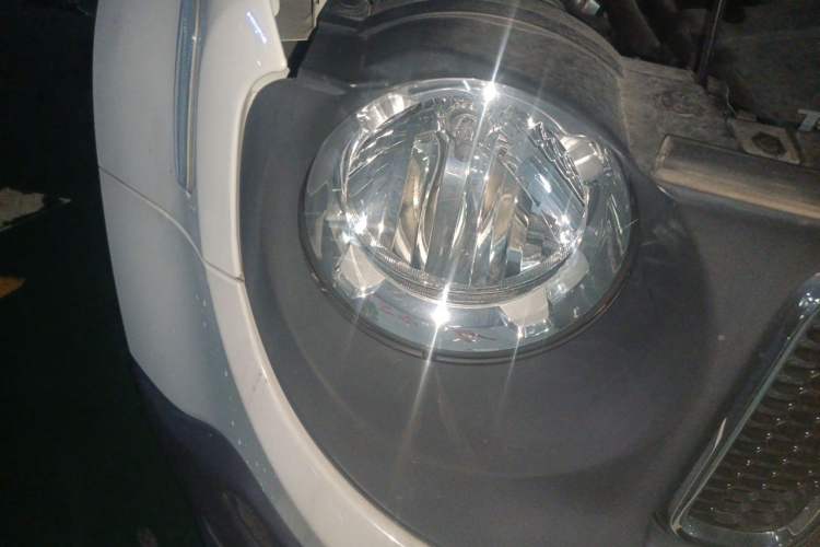 Used Jeep Renegade 2017 180T Automatic High-Energy Version Right Front Headlight