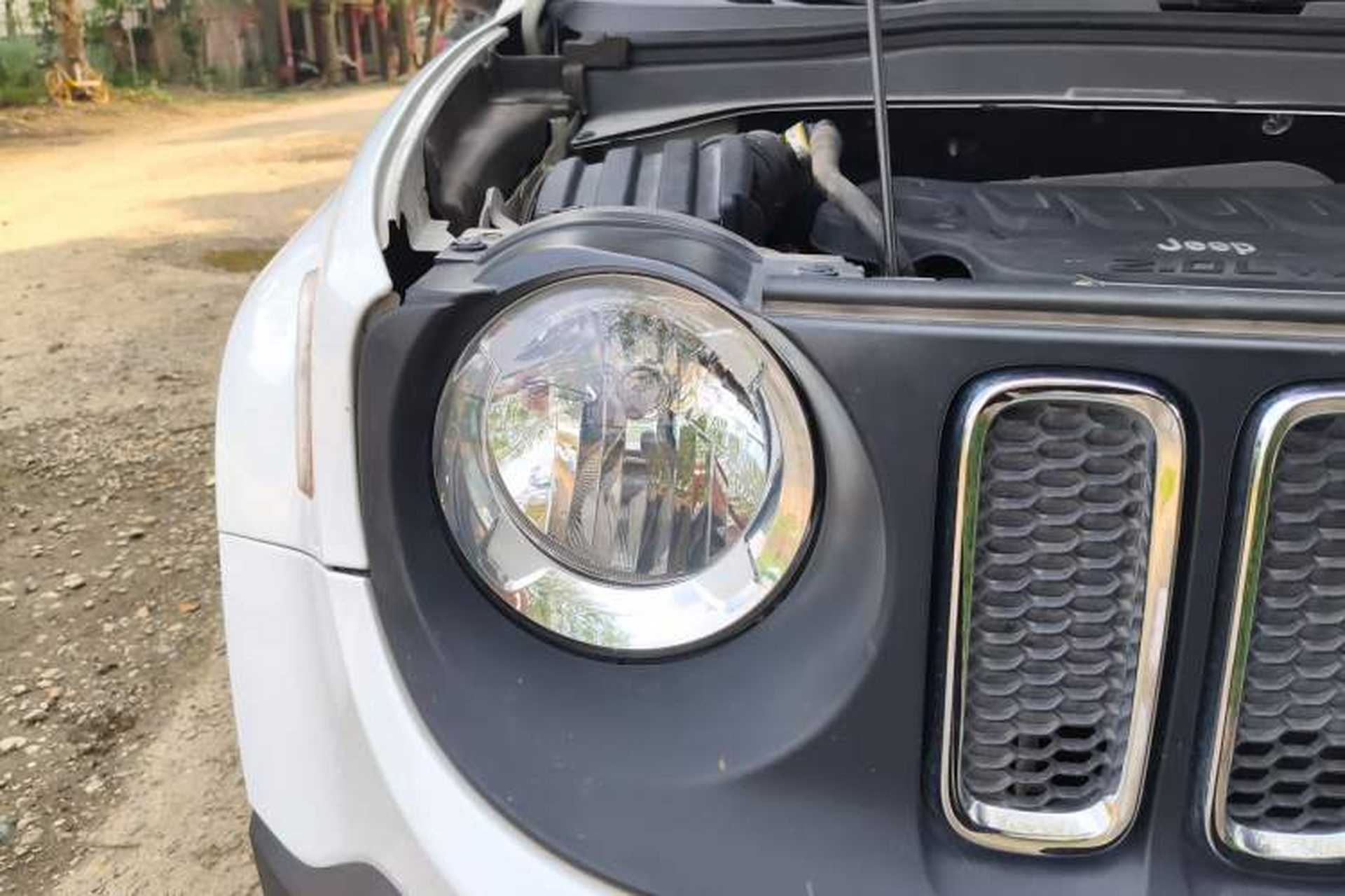 Used Jeep Renegade 2017 180TS Automatic Four-Wheel Drive Superior Edition Right Front Headlight