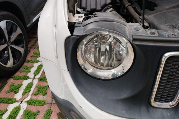 Used Jeep Renegade 2017 180T Automatic Jingneng Edition Right Front Headlight