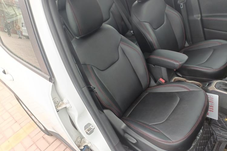Used Jeep Renegade 2017 180T Automatic Jingneng Edition Right Front Seat