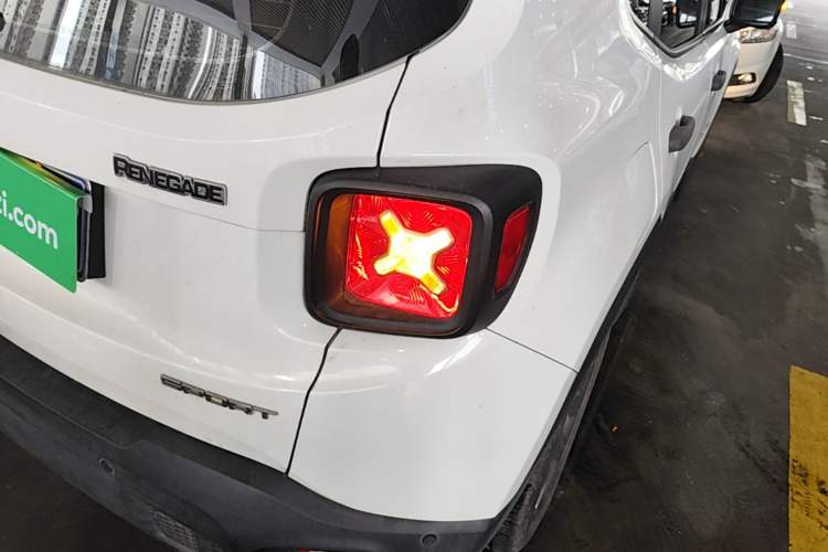 Used Jeep Renegade 2017 180T Automatic Kinetic Edition+ Right Rear Taillight