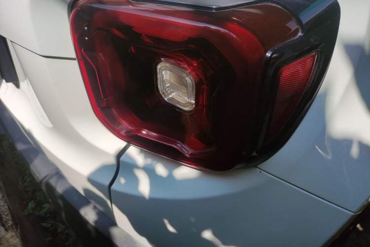 Used Jeep Renegade 2017 180T Automatic Jingneng Edition Right Rear Taillight