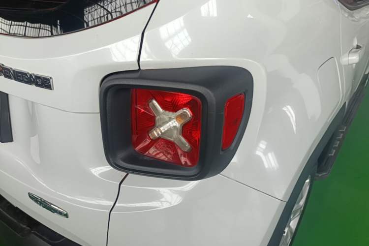 Used Jeep Renegade 2017 180T Automatic High-Energy Version Right Rear Taillight