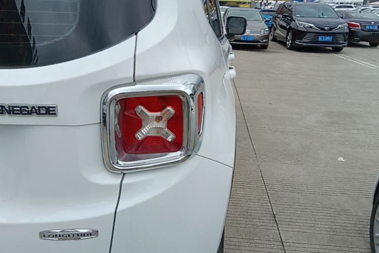 Used Jeep Renegade 2017 180T Automatic Jingneng Edition Right Rear Taillight